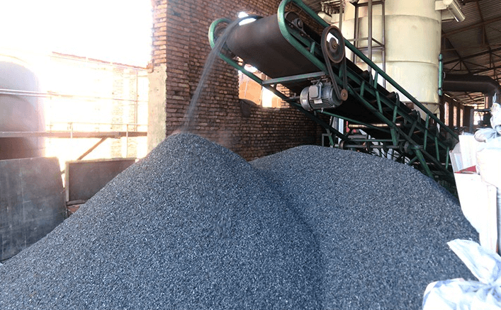 <a href=http://m.6060dd.com/gkhxt/ target=_blank class=infotextkey>果殼活性炭</a>生產(chǎn)環(huán)境